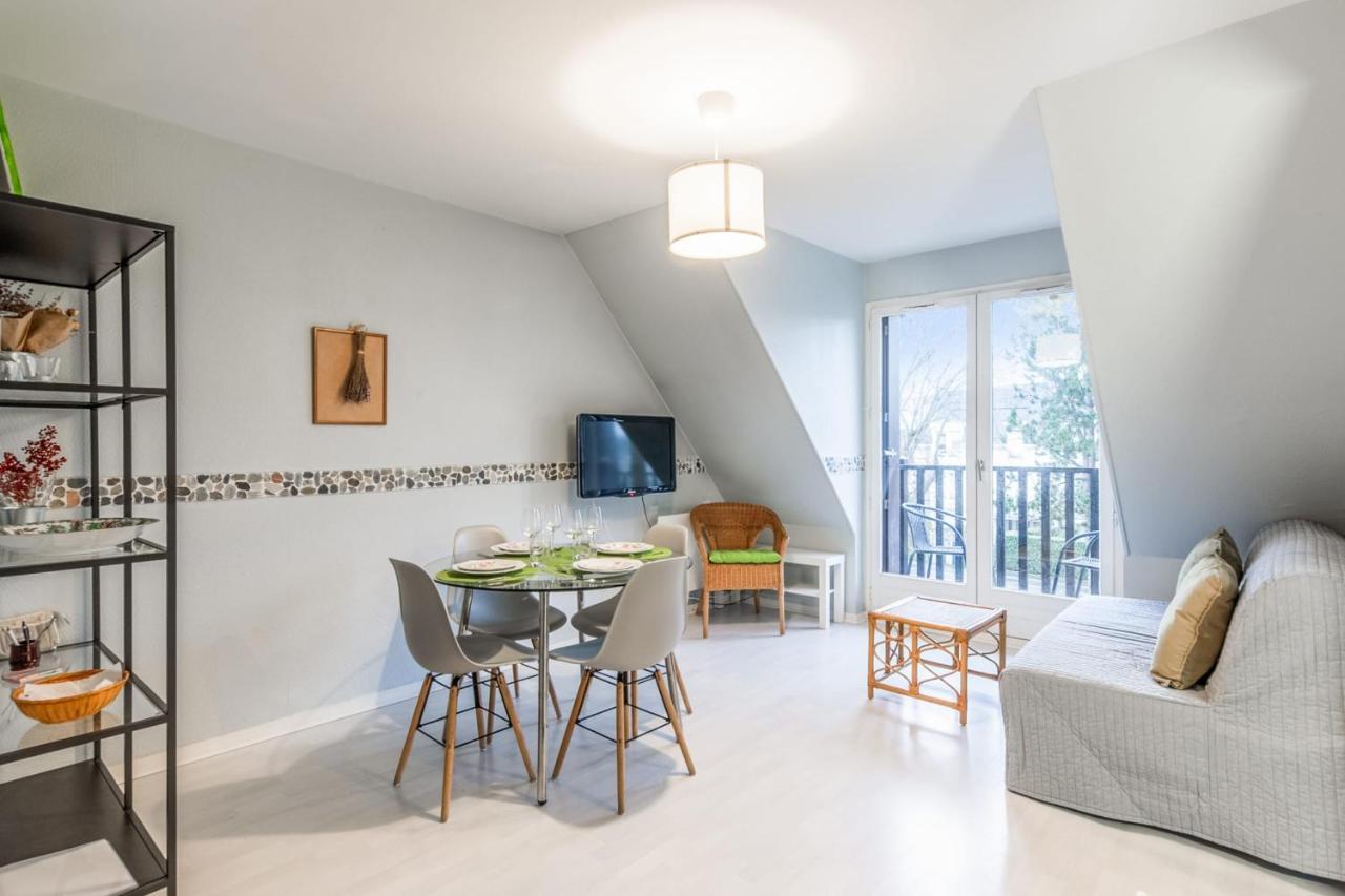 Appartement Cassulo - Welkeys Cabourg Exterior photo
